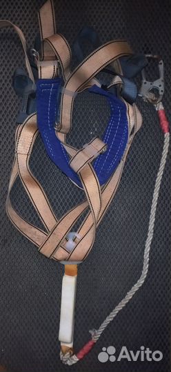 Страховочная система,привязь, обвязка