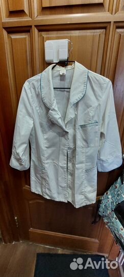 Медицинский халат (верх от хирургического костюма)