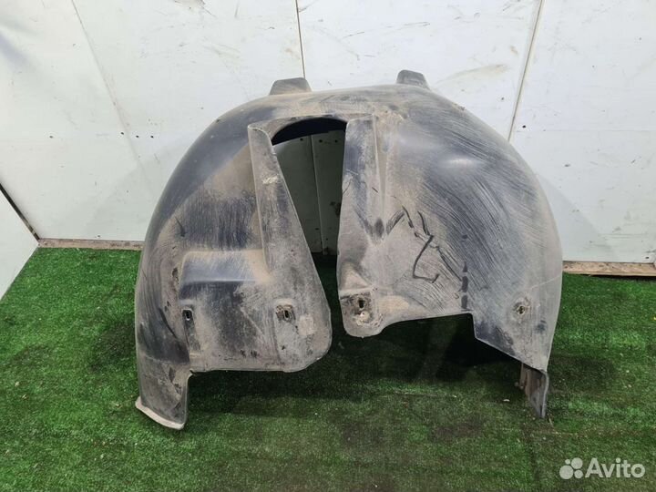 Локер задний левый Vw Passat B5+ Superb 1