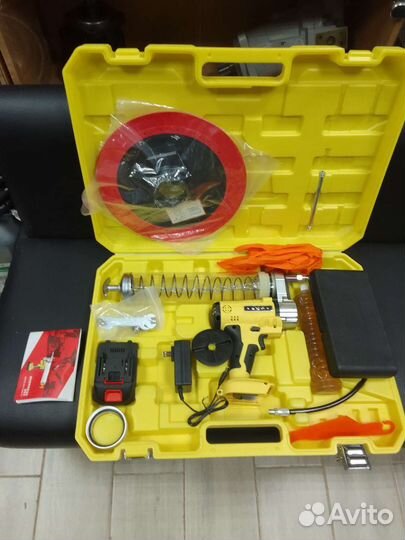 Шприц для смазки аккумуляторный