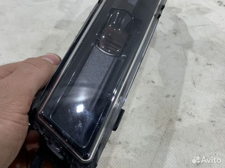 Противотуманная фара правая Range Rover Velar