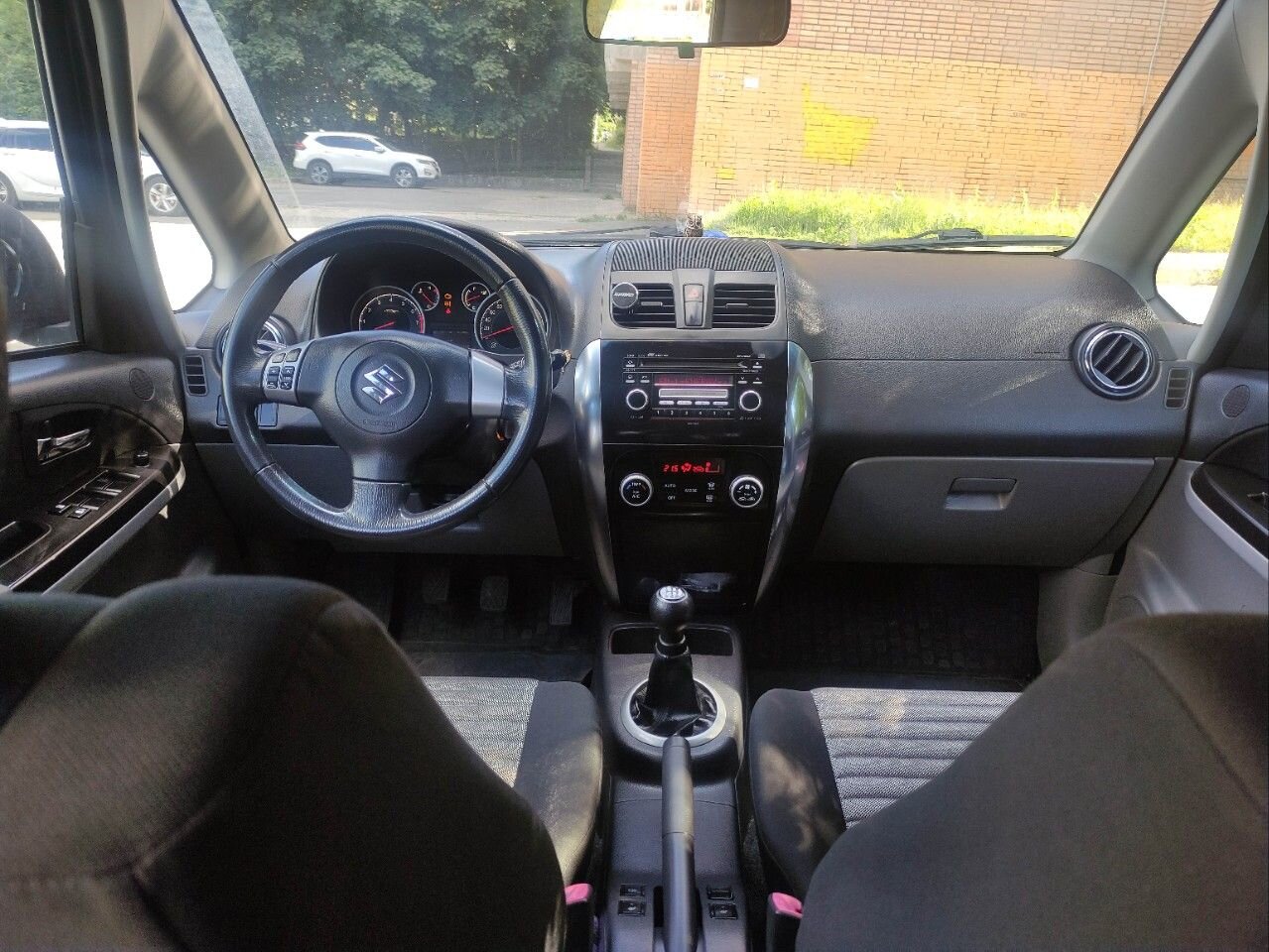 Suzuki SX4: фото владельца