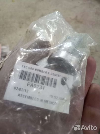 Личинка замка зажигания Chrysler