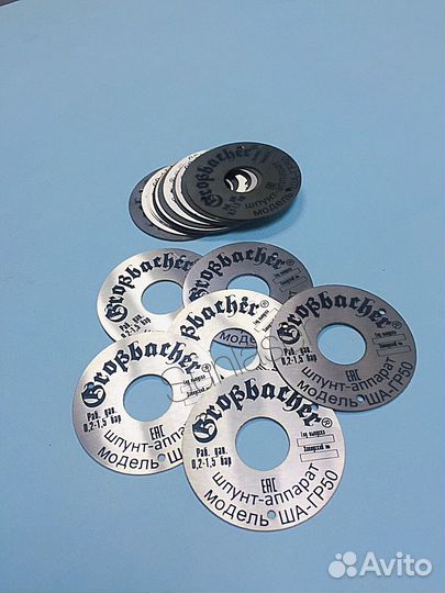 Изготовление табличек, шильдиков