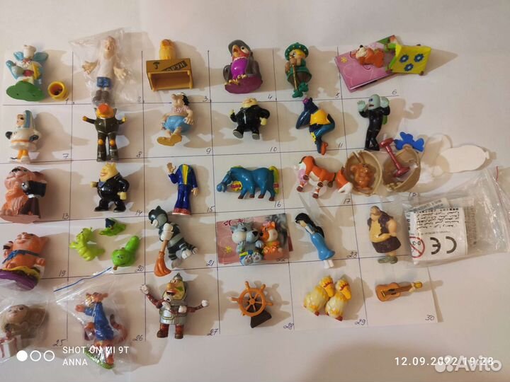 Киндер-сюрприз,ландрин и др. серии