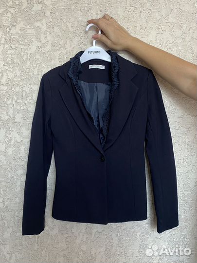 Школьная форма на девочку, платья, кофты и тд