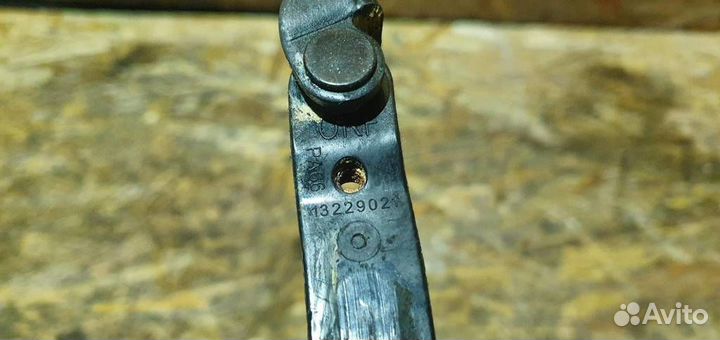 Ограничитель двери передний Opel Insignia 2008-20