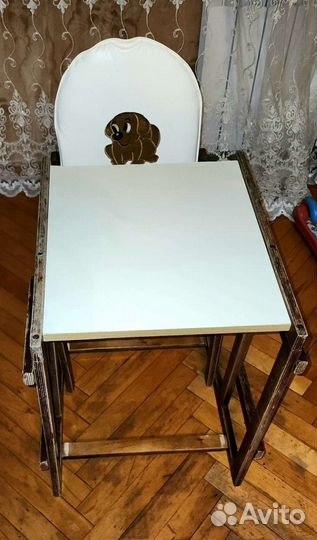 Стульчик для кормления