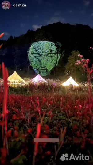 Проекторы, реклама, проекции, яркие рекламы