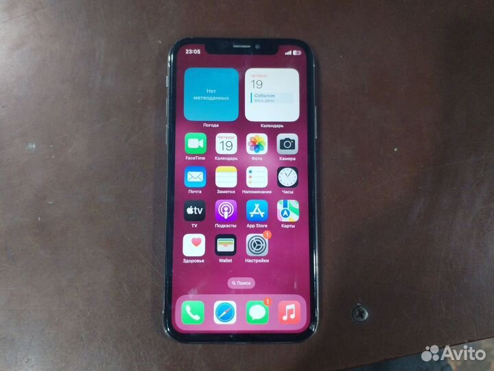 iPhone X, 64 ГБ