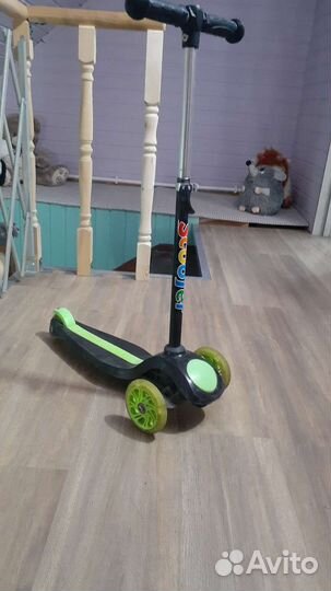 Самокат детский трехколесный