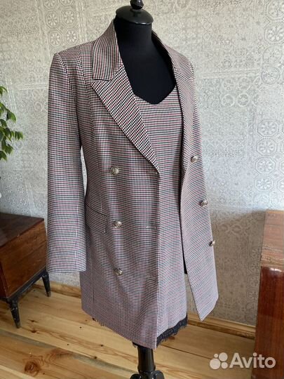 Костюм женский