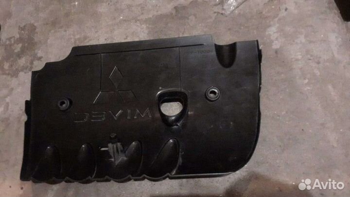 Mitsubishi lancer 10 декоративная крышка двигателя