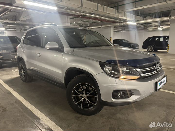 Volkswagen Tiguan 2.0 AT, 2011, 192 000 км
