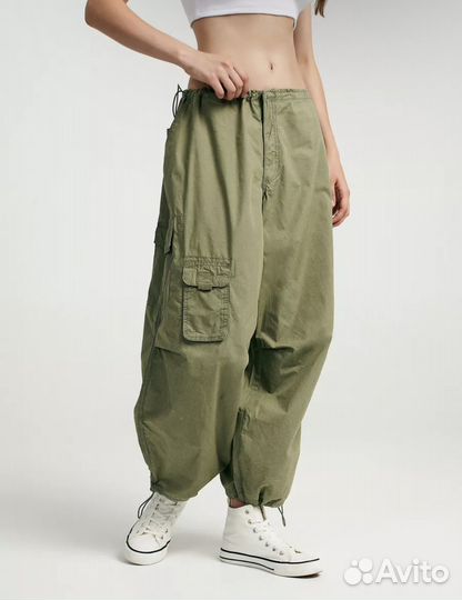 Широкие брюки карго с эффектом мятой бумаги