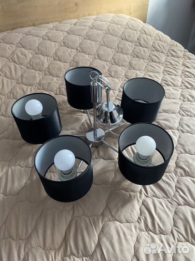 Люстра подвесная потолочная