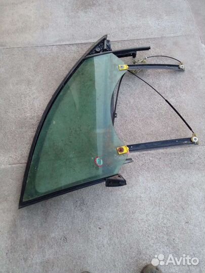 Audi.A6 C5.дверное стекло