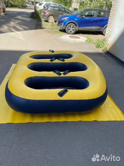 Надувная ватрушка для воды буксир на 3 места