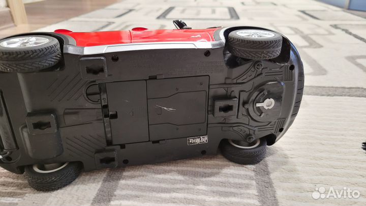 Машинка на радиоуправлении