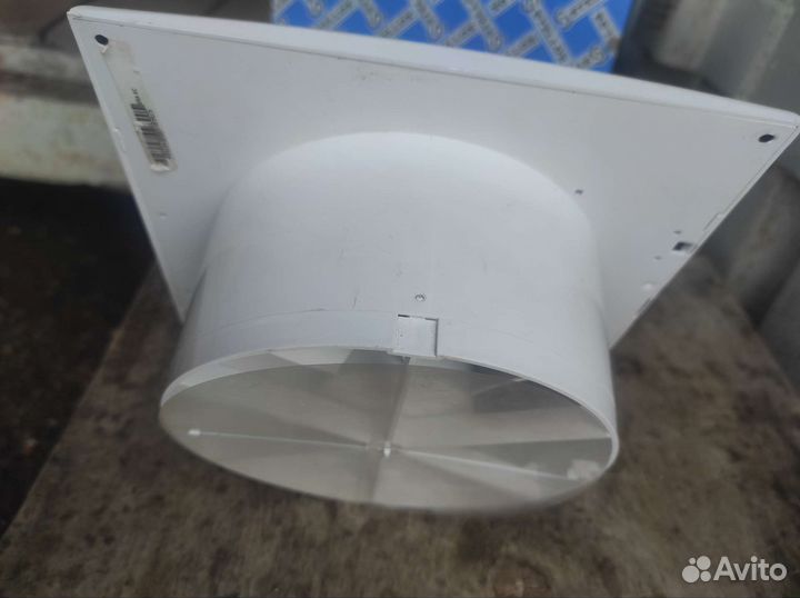 Вентилятор вытяжной