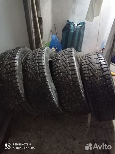 Pirelli Ice Zero 215/65 R16