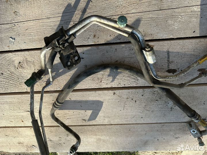 Трубки кондиционера Hyundai Accent