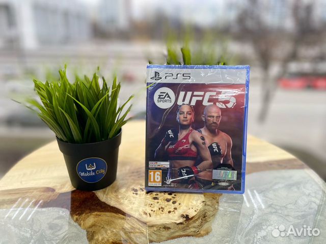 Игра для PS5 UFC 5 Новая