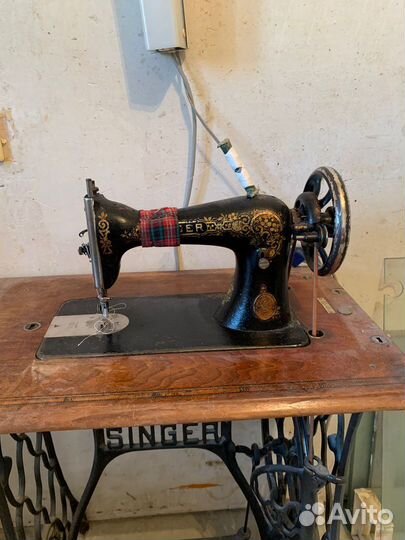 Швейная машина Singer