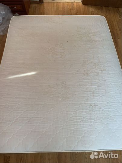 Матрас 160х200 б/у