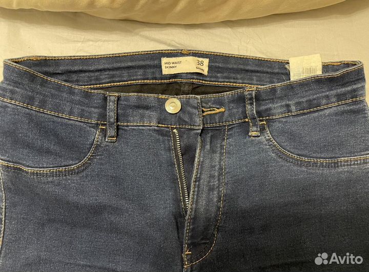 Джинсы скинни
