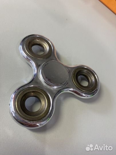 Спиннер железный