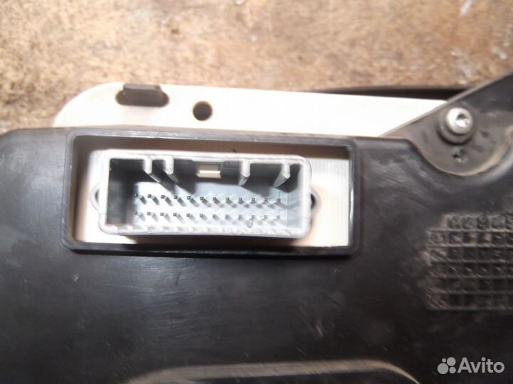 Панель приборов Renault Logan, 1.6 мт