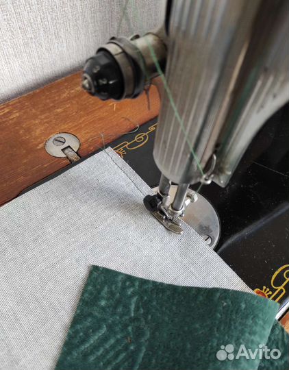 Швейная машина Подольск ножная