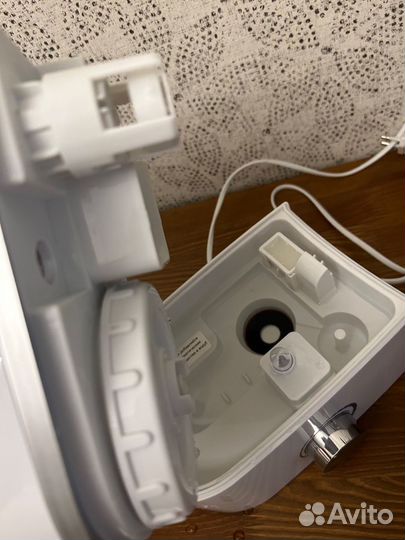 Увлажнитель воздуха Leberg LH-206W