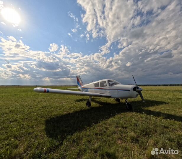 Полетай на самолете над городом
