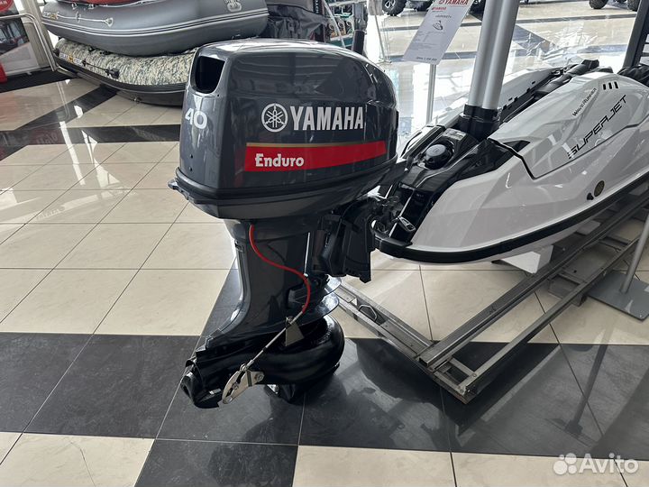 Yamaha E40xmhs Jet