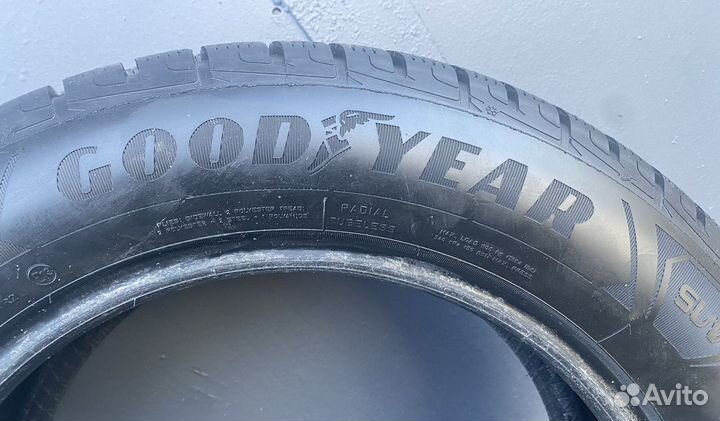 Goodyear UltraGrip Ice 225/60 R18