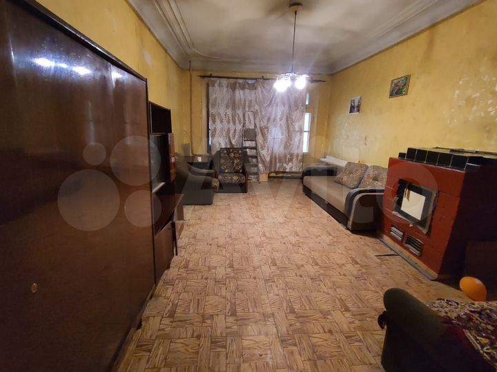 Комната 25 м² в 2-к., 1/2 эт.