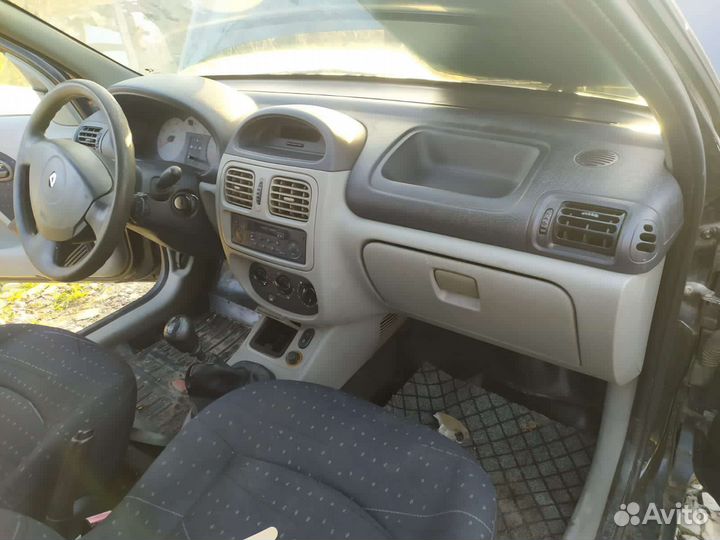 Парприз Renault symbol 1