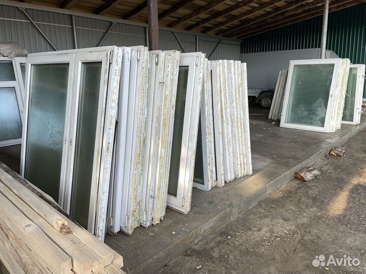 Пластиковые окна и двери б/у