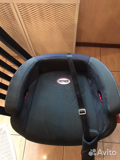 Автомобильное детское кресло