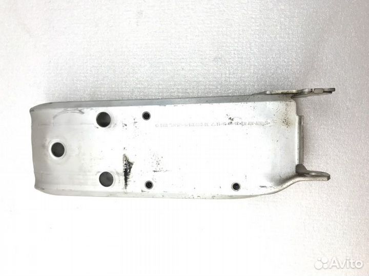 Кронштейн усилителя бампера передний левый Bmw