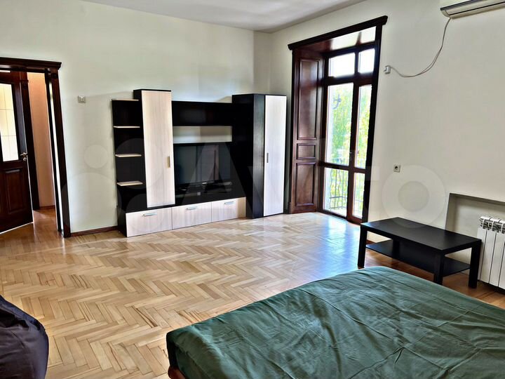 2-к. квартира, 76 м², 5/8 эт.