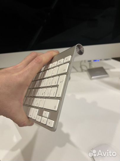 Apple Magic Keyboard + Apple Magic Trackpad