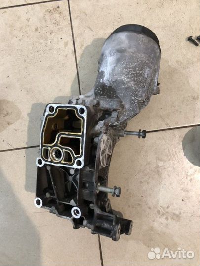 Корпус масляного стакана Bmw M54