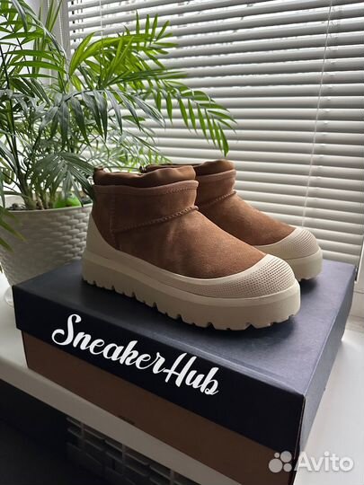 Ugg neumel weather hybrid