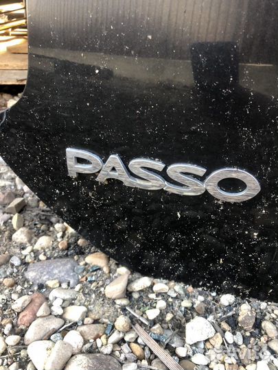 Значок,эмблема Toyota Passo