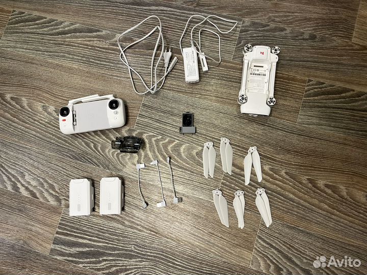 Квадрокоптер Xiaomi Fimi X8SE 2022 V2 Combo