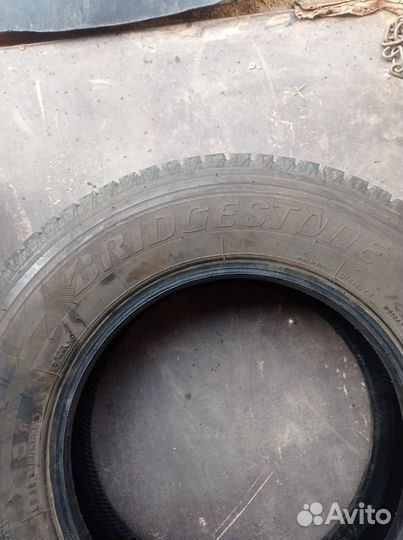 Bridgestone B70 205/75 R16 113