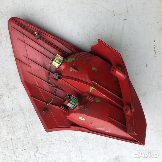 Фонарь задний правый R в крыло Киа Kia Венга Venga